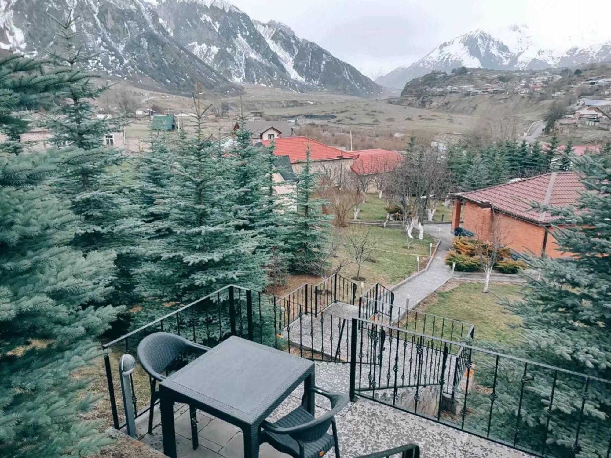 Vardisubani Villa Kazbegi Extérieur photo
