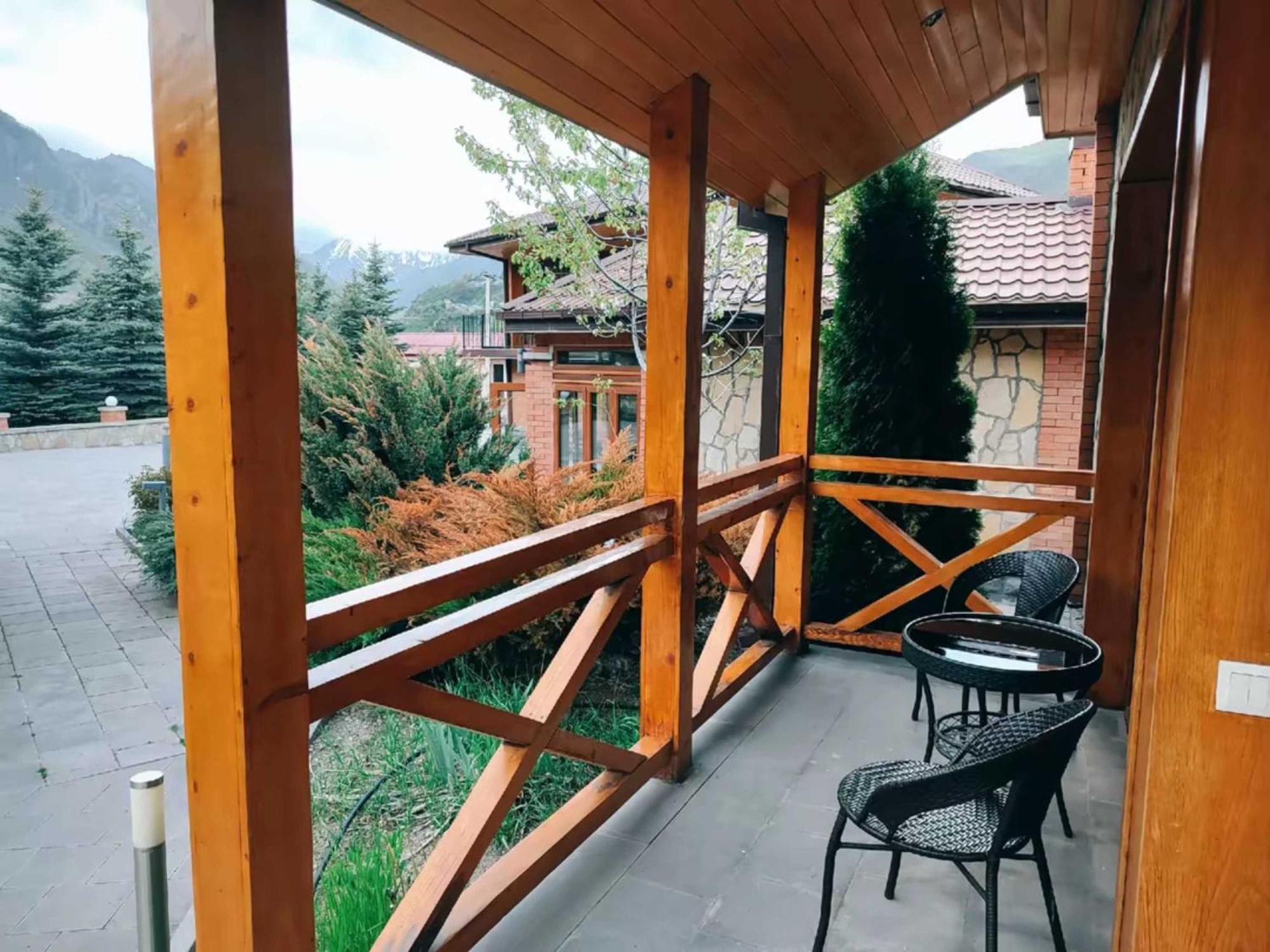 Vardisubani Villa Kazbegi Extérieur photo